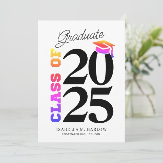 Klasse van het 2025 Rainbow Afstuderen Aankondiging (Staand voorkant)