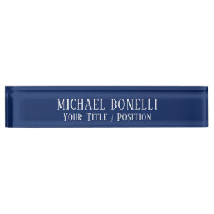 Klassiek blauwe kleur elegante serif lettertype mi naambordje
