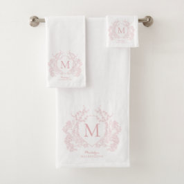 Klassiek Blush Roze Bloemen Crest Monogram Bad Handdoek