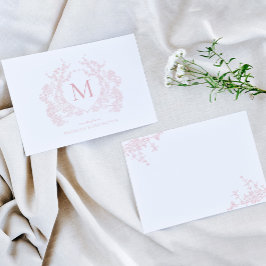 Klassiek Blush Roze Bloemen Crest Monogram Notitiekaartje
