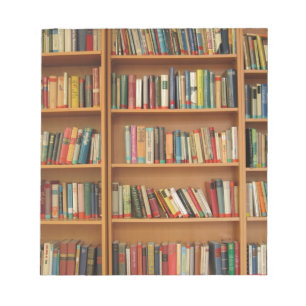 Klassiek boekenplankpatroon, boekenkast, boeken, o notitieblok