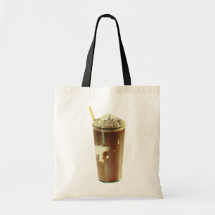 Klassiek dessert, chocolademilkshake en slagroom tote bag