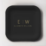 Klassiek Elegant Modern Minimalistisch Zwart Goud Papieren Bordje<br><div class="desc">Verhoog uw eetervaring met ons Classic Elegant Modern Minimalist Monogram Bord. Dit zorgvuldig ontworpen bord combineert tijdloze verfijning naadloos met hedendaags minimalisme en voegt een vleugje verfijnde elegantie toe aan uw tabelinstellingen. Dit bord, dat met precisie en oog voor detail is vervaardigd, is meer dan alleen servies; het is een...</div>