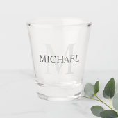 Klassiek gepersonaliseerd monogram en naam shot glas