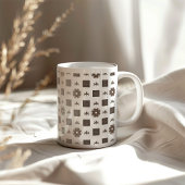 Klassiek geruit patroon koffiemok