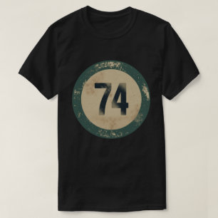 Klassiek getal 74 met afgetekende afwerking t-shirt