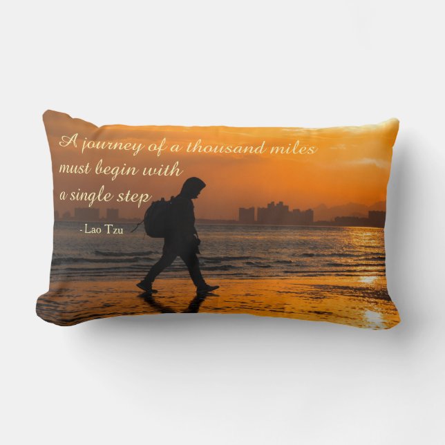 Klassiek Lao Tzu Reisquote Kussen (Voorkant)