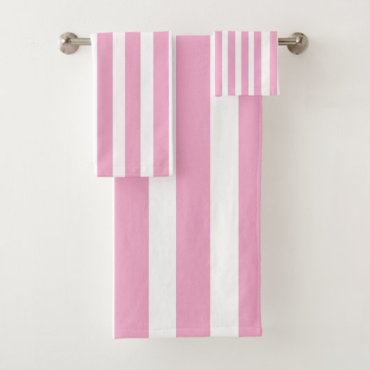 Klassiek Licht Roze en Wit Gestreept Bad Handdoek (Insitu)
