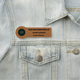 Klassiek lichtbruin leerpatroon & logo naamplaatje