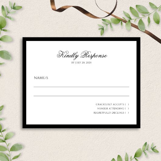 Klassiek minimalistisch script zwart-wit bruiloft RSVP kaartje