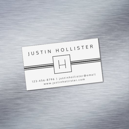 Klassiek modern professioneel monogram wit en zwar magnetisch visitekaartje (Voorbeeld)