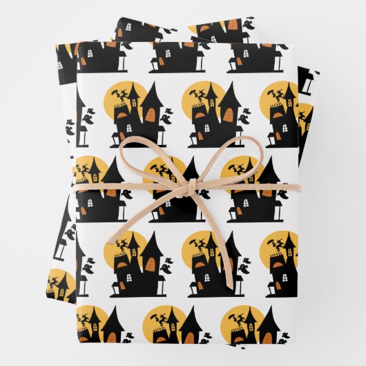 Klassiek modern spookhuis op wit inpakpapier vel (In situ)