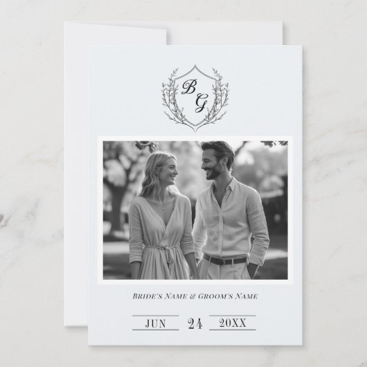 Klassiek monogram  kam zwart-wit save the date (Voorkant)
