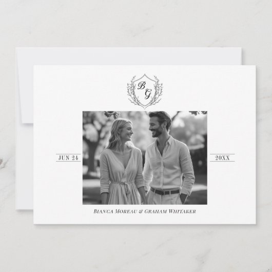 Klassiek monogram  kam zwart-wit save the date (Voorkant)