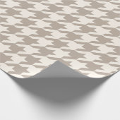 Klassiek neutraal ivoor taupe houndstooth patroon cadeaupapier (Hoek)