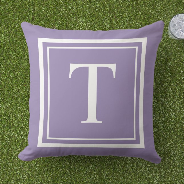 Klassiek Paars Witte Vierkante Frame Monogram Buitenkussen (Gras)