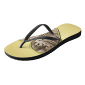 Klassiek romantisch paar, man en vrouw, goud teenslippers (Schuin)