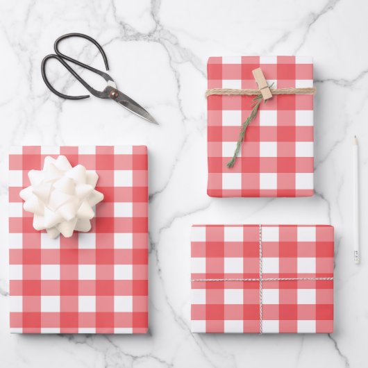 Klassiek rood en wit geruit cadeau inpakpapier vel (Voorkant)