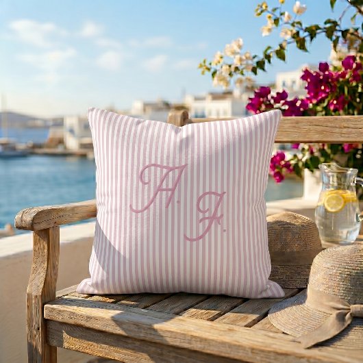 Klassiek Roze Witte Streep Kust Monogram Kussen