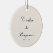 Klassiek Script Elegant Ivoor Wedding Custom Keramisch Ornament (Rechts)