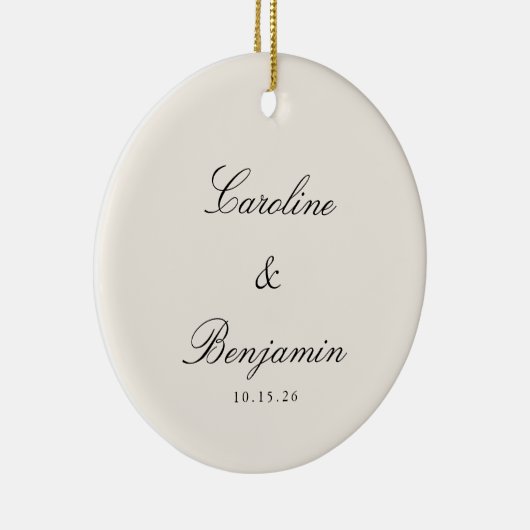 Klassiek Script Elegant Ivoor Wedding Custom Keramisch Ornament (Rechts)