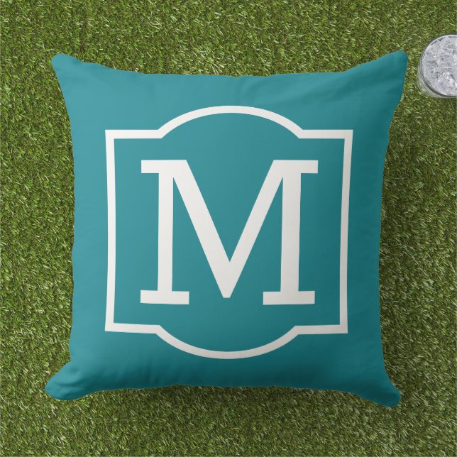 Klassiek Teal Witte Beugel Monogram Buitenkussen (Gras)