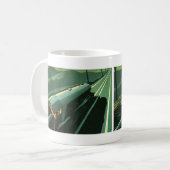 Klassiek transport, groene trein op hoge snelheid koffiemok (Voorkant links)