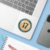 Klassiek versleten nummer 17 sticker (Laptop met iPhone)