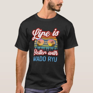 Klassiek Wado Ryu Karate Vintage Zonsondergang. Le T-shirt