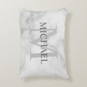 Klassiek wit marmeren gepersonaliseerd monogram en accent kussen (Voorkant(Verticaal))