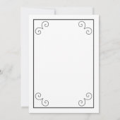 Klassiek wit met zwarte scroll border bruiloft kaart (Achterkant)
