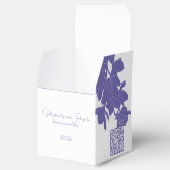 Klassiek wit & paarse bloemen bedankdoosjes (Geopend)