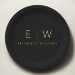 Klassiek zwart goud minimalistisch zwart monogram papieren bordje<br><div class="desc">Verhoog uw eetervaring met ons Classic Elegant Modern Minimalist Monogram Bord. Dit zorgvuldig ontworpen bord combineert tijdloze verfijning naadloos met hedendaags minimalisme en voegt een vleugje verfijnde elegantie toe aan uw tabelinstellingen. Dit bord, dat met precisie en oog voor detail is vervaardigd, is meer dan alleen servies; het is een...</div>