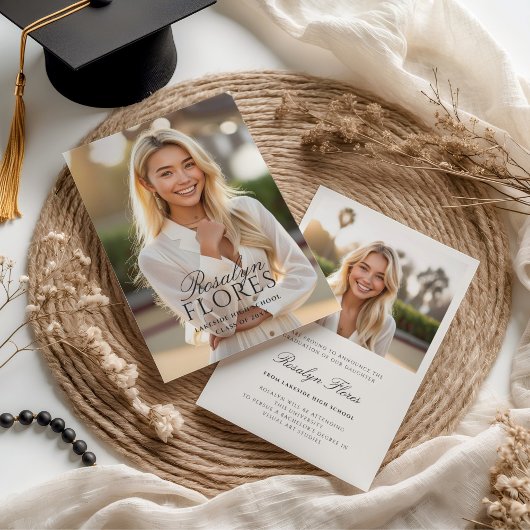 Klassiek zwart kalligrafie Afstuderen Aankondiging