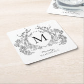 Klassiek zwart-wit bloemenborstmonogram kartonnen onderzetters (Schuin)