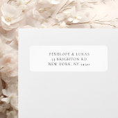 Klassiek zwart-wit etiket met retouradres