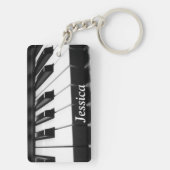 Klassiek zwart-wit toetsenbord sleutelhanger (achterkant)