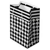 Klassiek zwart-witpatroon medium cadeauzakje (Achterkant Gekanteld)