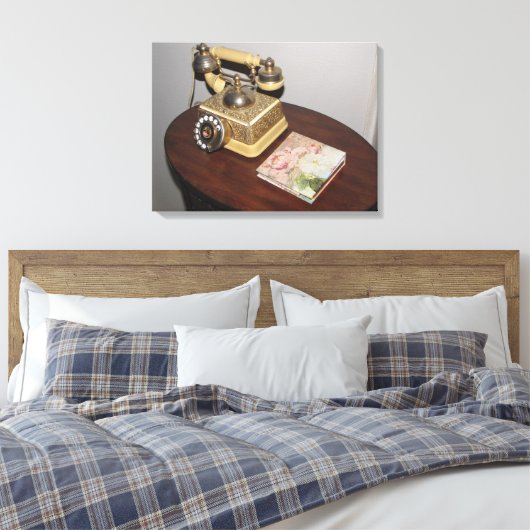 Klassieke Antiek telefoon en tafel verpakt Canvas (Insitu (Slaapkamer))