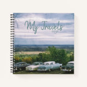 Klassieke auto's Britse landschapsachtergrond Notitieboek (Voorkant)