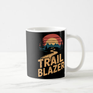 Klassieke bergwandelaar trailblazer retro wandelen koffiemok