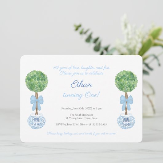 Klassieke Blauw en Witte Kleine Jongen 1e verjaard Kaart (Staand voorkant)