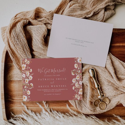Klassieke Boho Blush Wildflower Elopement Aankondiging