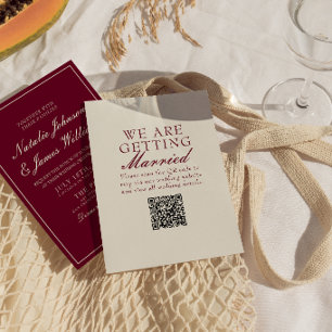 Klassieke Bourgondië Oude Rijkdom QR Code Bruiloft Kaart