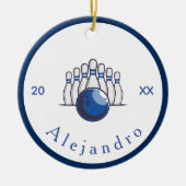 Klassieke Bowling Design Pins & Ball Name & Year Keramisch Ornament (Voorkant)