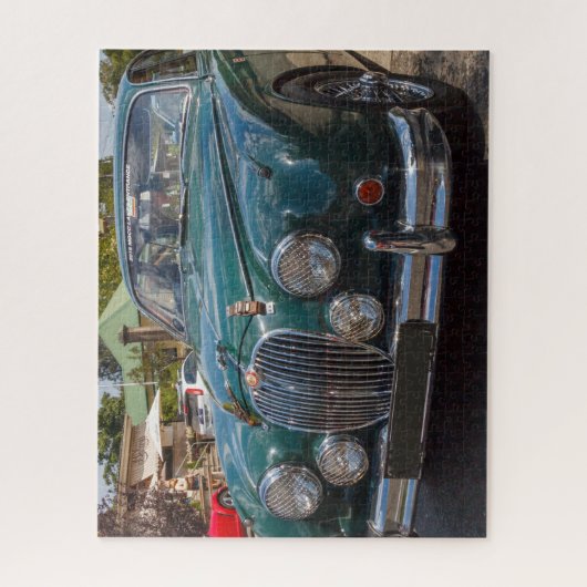 Klassieke Britse Racing Green Jaguar Mk2-auto. Legpuzzel (Verticaal)