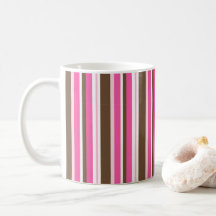 Klassieke bruine en roze gestreepte koffiemokken