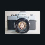 Klassieke camera met foto, fotograaf visitekaartje<br><div class="desc">Een klassieke, oude camera neemt je foto. U kunt om het even welk afbeelding en tekst toevoegen u houdt van! Dit is geweldig voor elke fotograaf of fotografische onderneming.</div>