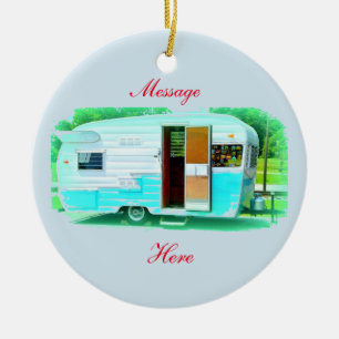 klassieke caravan met zigeunerlijker keramisch ornament