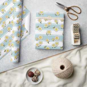 Klassieke Daisies en Classic Stripe Lichtblauw Cadeaupapier